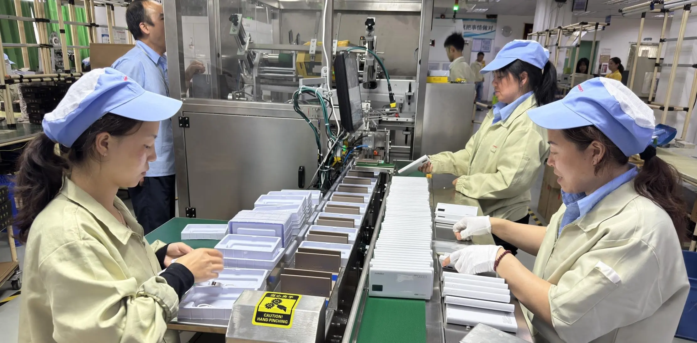 The widespread application of automatic cartoning machines in the manufacturing industry
